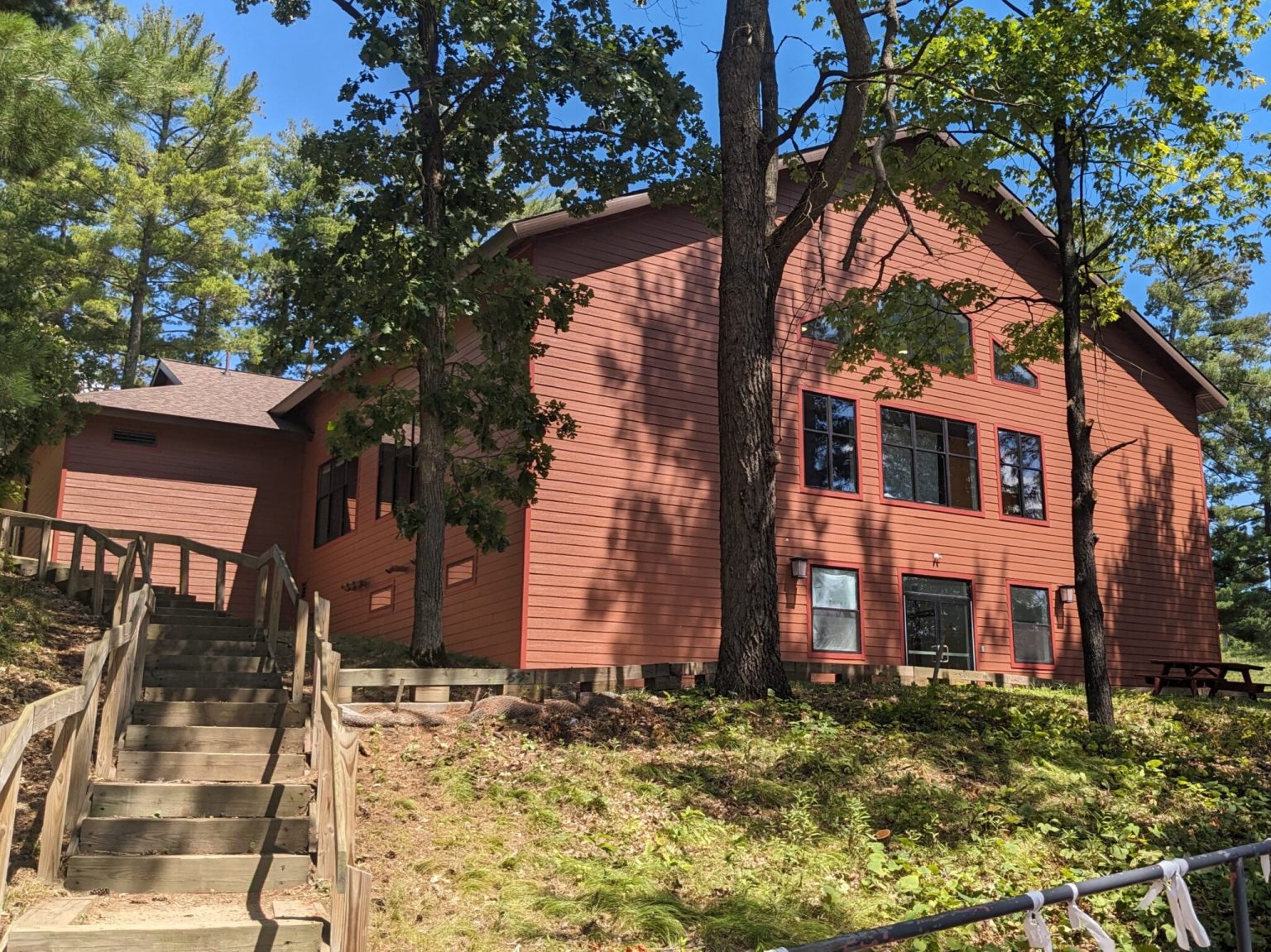 MC-Lakeside-1-2048x1535